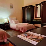 Esely Apartmanhaz アパート Nyíregyháza