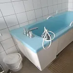 Esely Apartmanhaz *