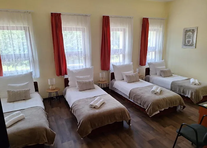 Esely Apartmanhaz Διαμέρισμα *